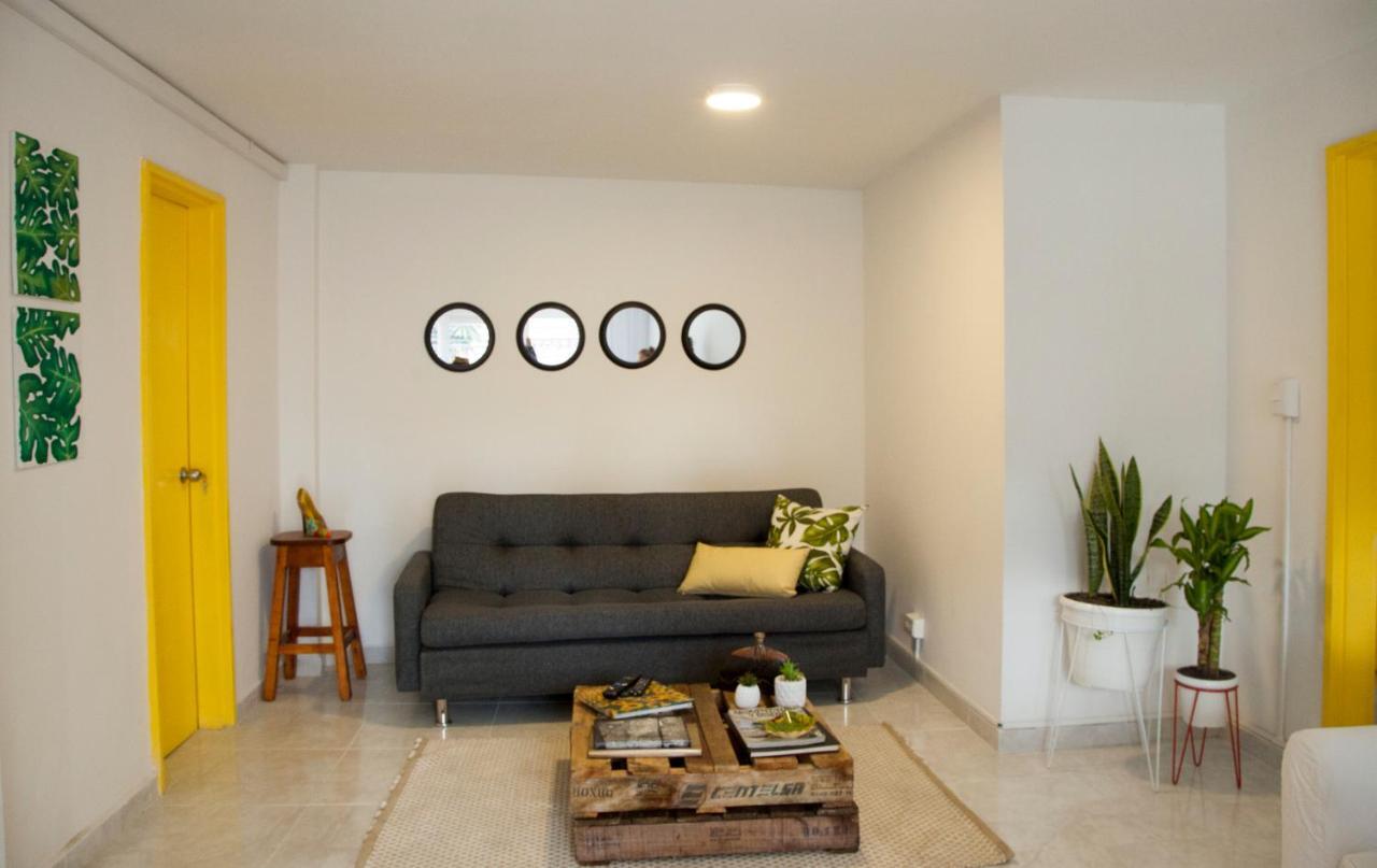 Home Aris Apartments 201 ميديلين المظهر الخارجي الصورة