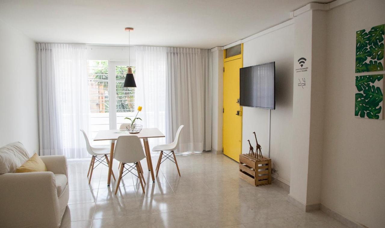 Home Aris Apartments 201 ميديلين المظهر الخارجي الصورة