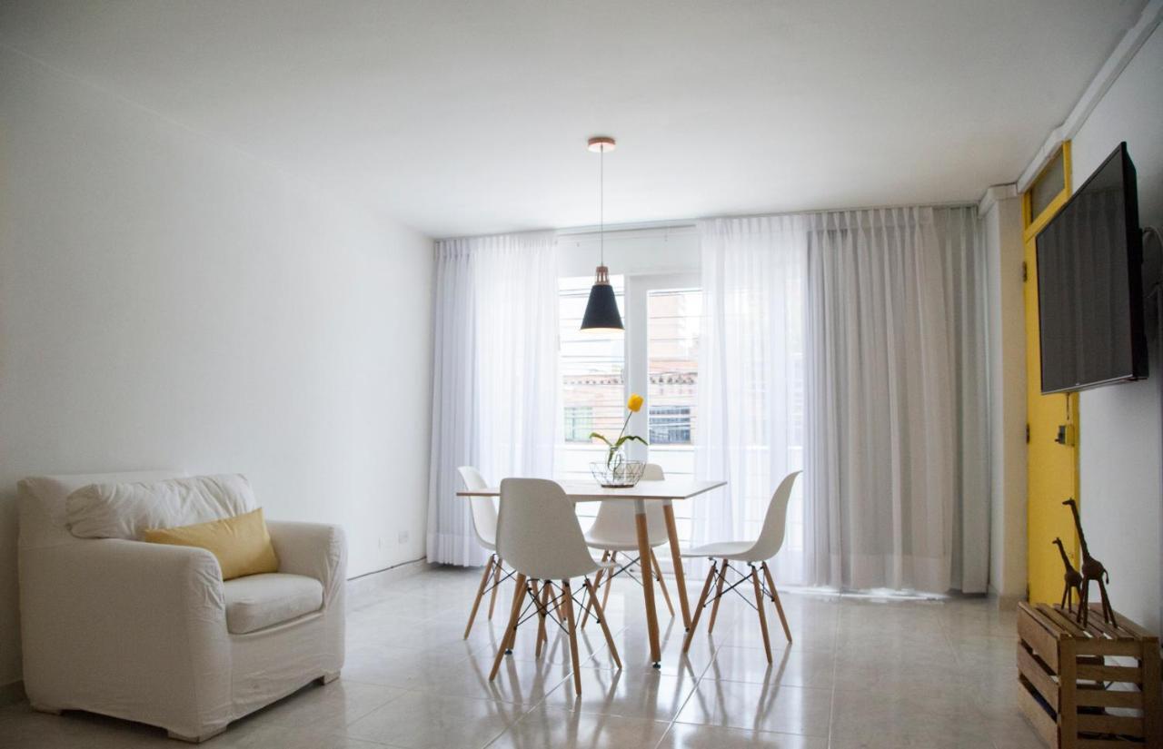 Home Aris Apartments 201 ميديلين المظهر الخارجي الصورة